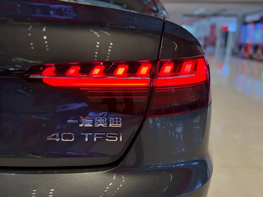 Audi A4L — миниатюра 5