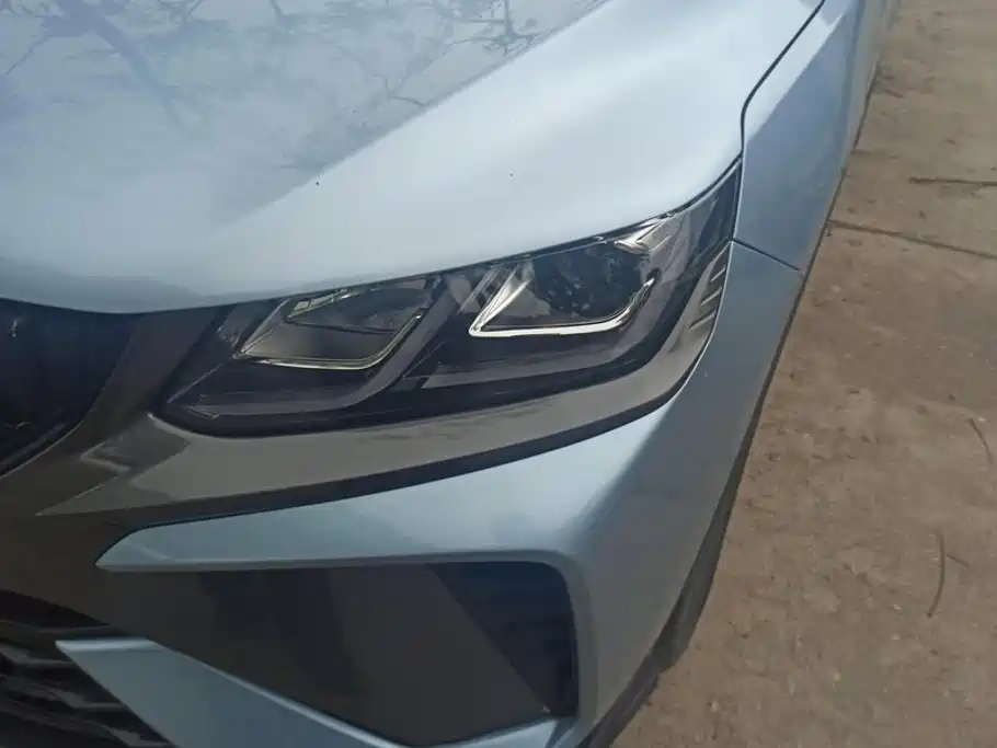 Geely Binyue — миниатюра 5