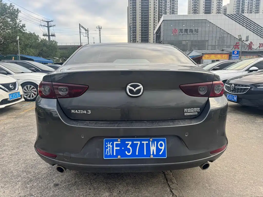 Mazda 3 Axela — миниатюра 8