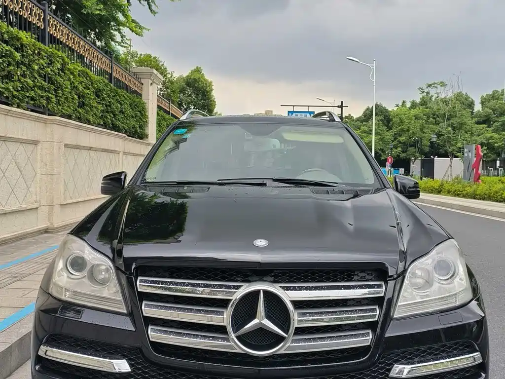Mercedes-Benz GL 2011 GL 450 Luxury Grand Edition