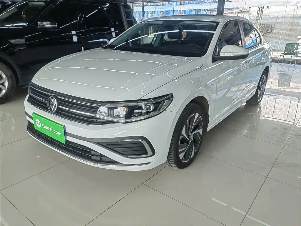 Volkswagen Bora 2025