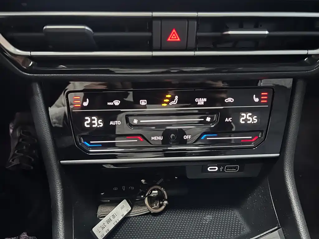 Volkswagen Lavida — миниатюра 15