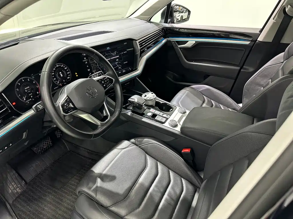 Volkswagen Touareg — миниатюра 11
