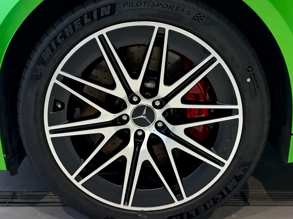 Mercedes-Benz AMG GT — миниатюра 5