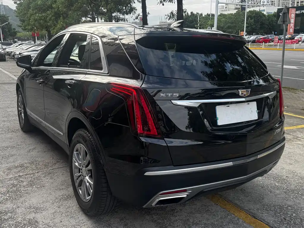 Cadillac XT5 — миниатюра 9