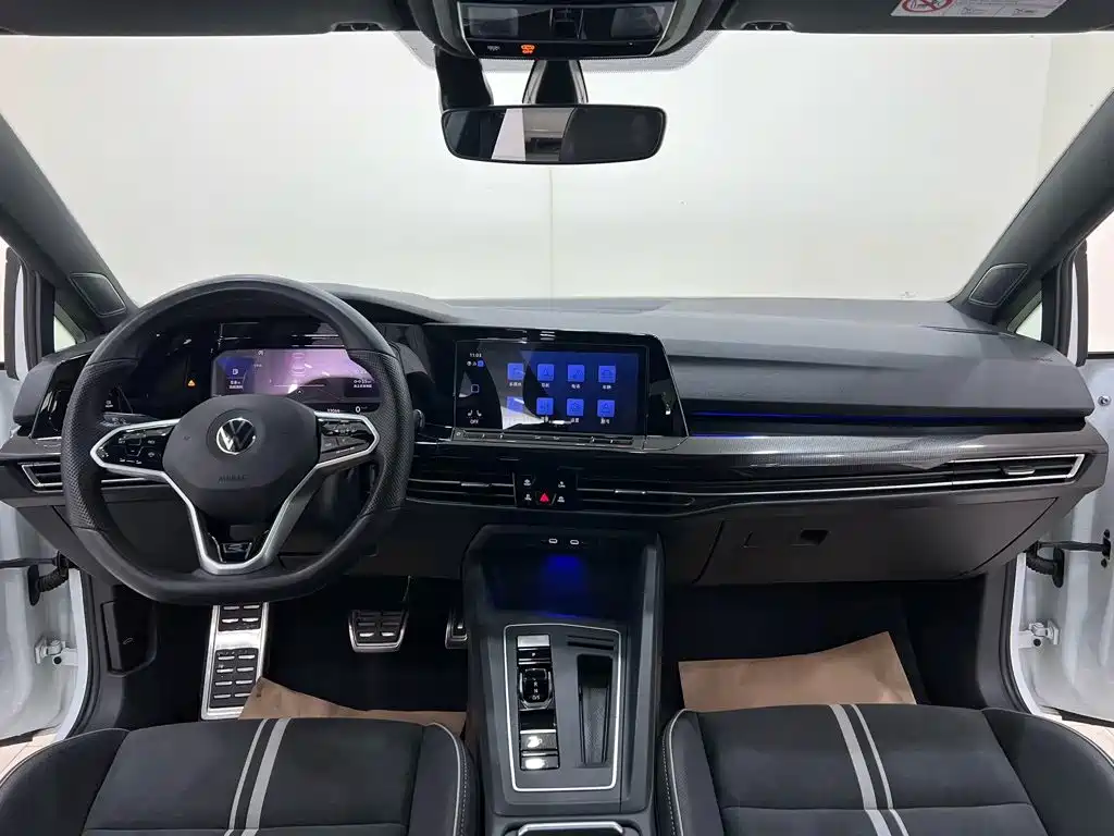 Volkswagen Golf — миниатюра 6
