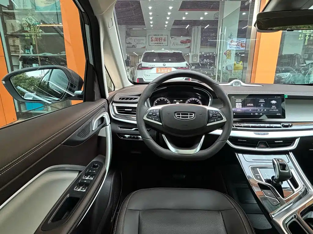 Geely Jia Ji — миниатюра 20