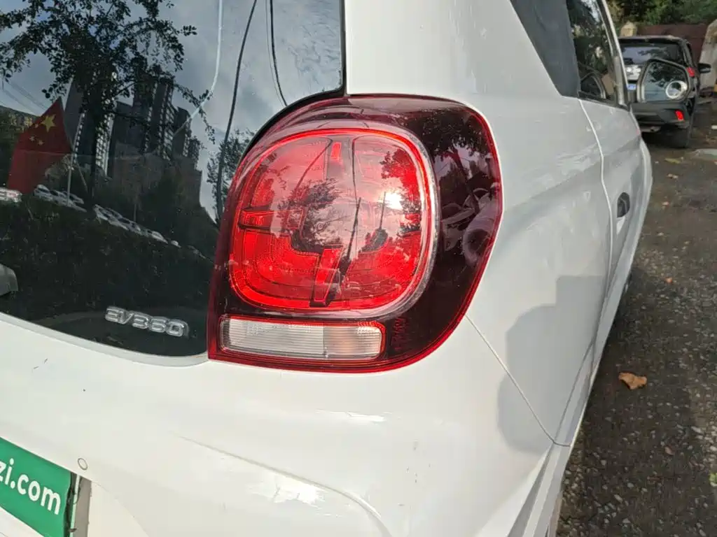 Roewe Clever — миниатюра 8