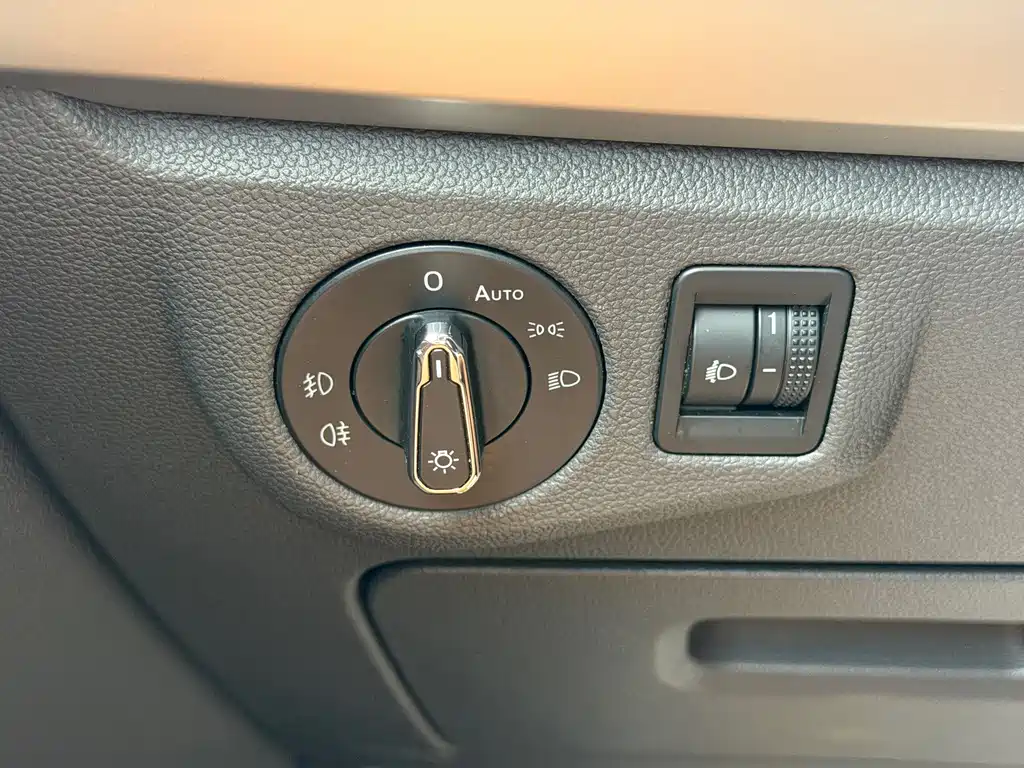 Volkswagen Lavida — миниатюра 16