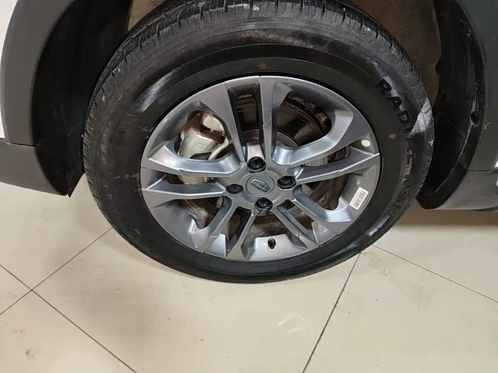 Geely Vision X3 — миниатюра 23