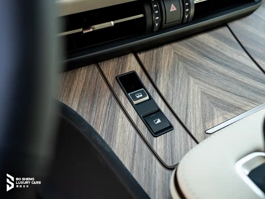 Lexus LM — фотографии объявления, Фото 50