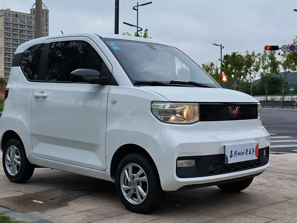 Wuling MINIEV — миниатюра 8