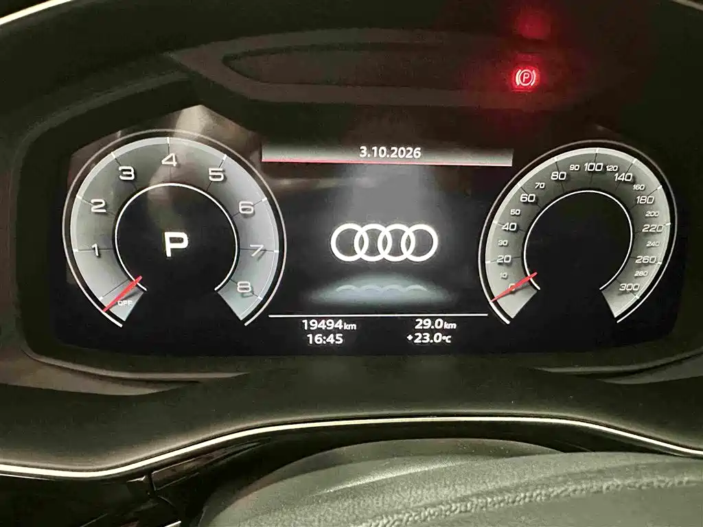 Audi Q7 — миниатюра 5