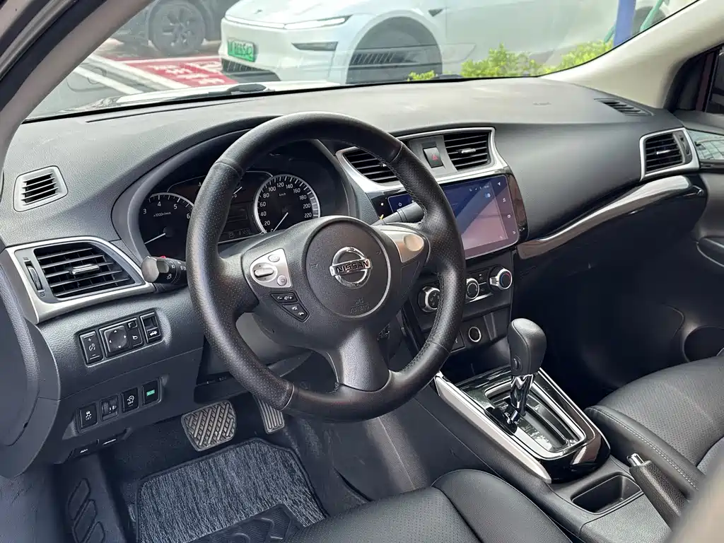 Nissan Sylphy — миниатюра 7