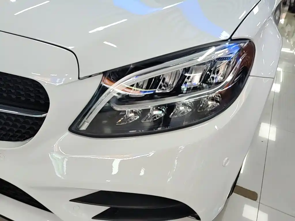 Mercedes-Benz C-Class — миниатюра 24