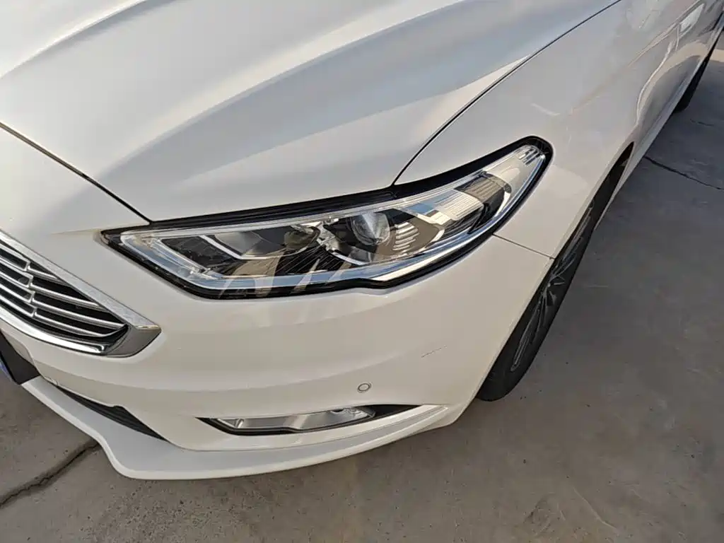 Ford Mondeo — миниатюра 24