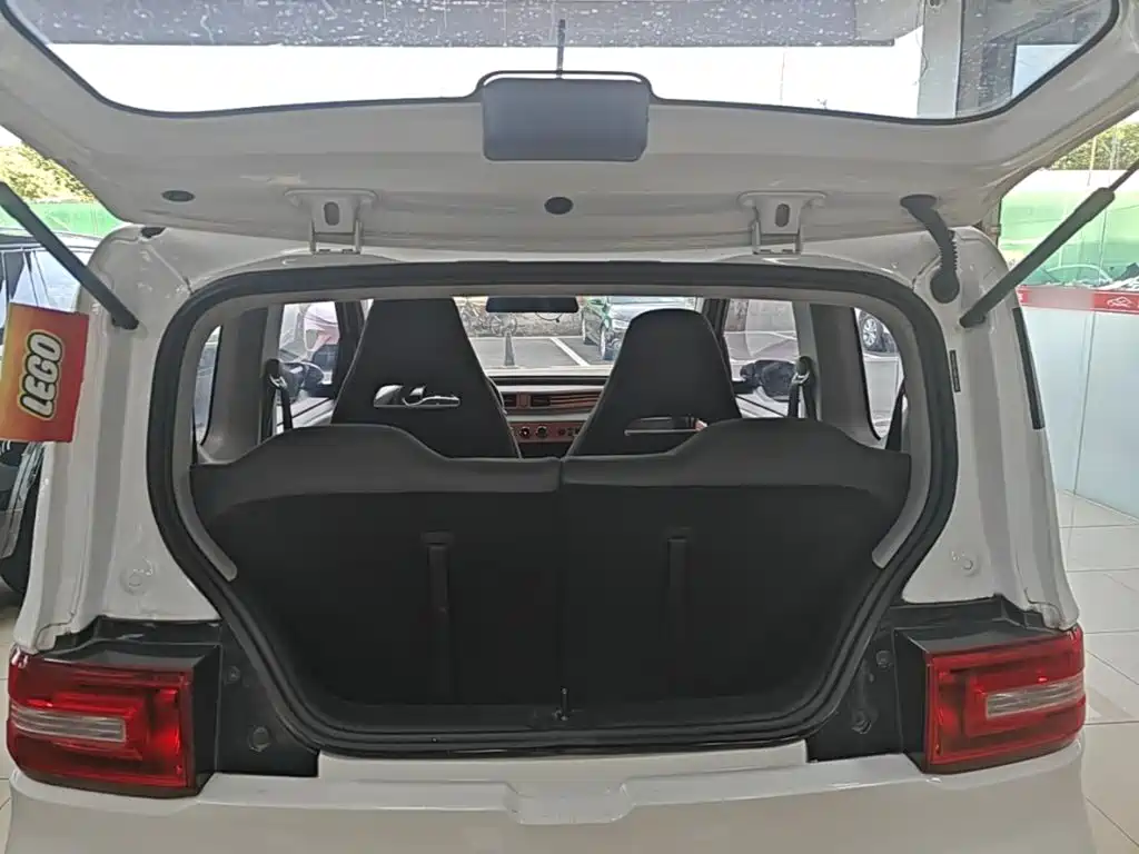 Wuling MINIEV — миниатюра 19