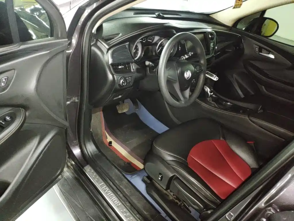Buick Envision Plus — миниатюра 16
