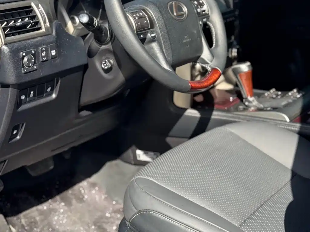Lexus GX — миниатюра 10