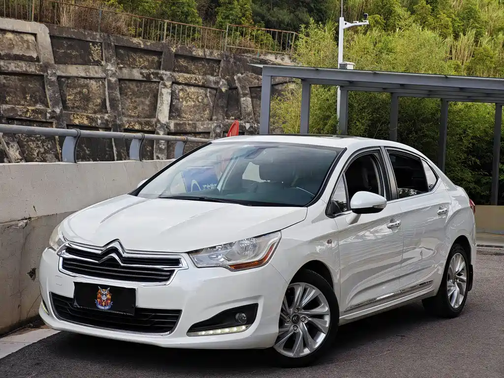 Citroen C4L 2014