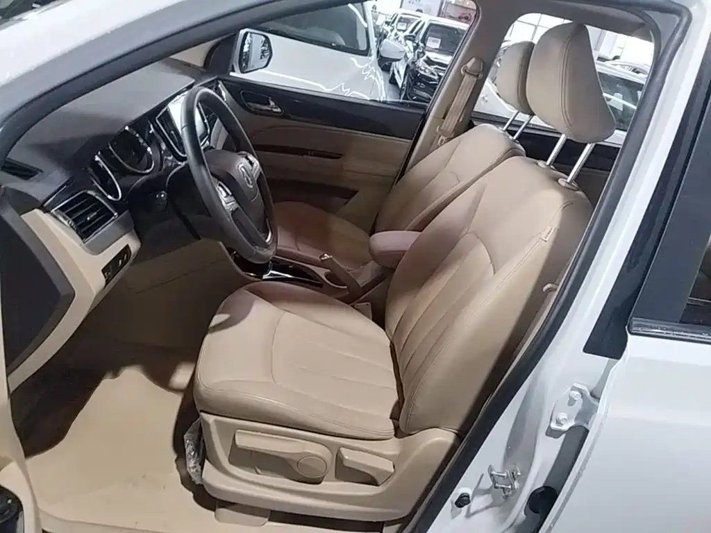 Baojun 730 — миниатюра 15