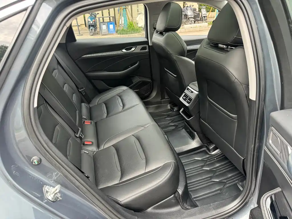 Geely Preface 2021 2.0TD Luxury