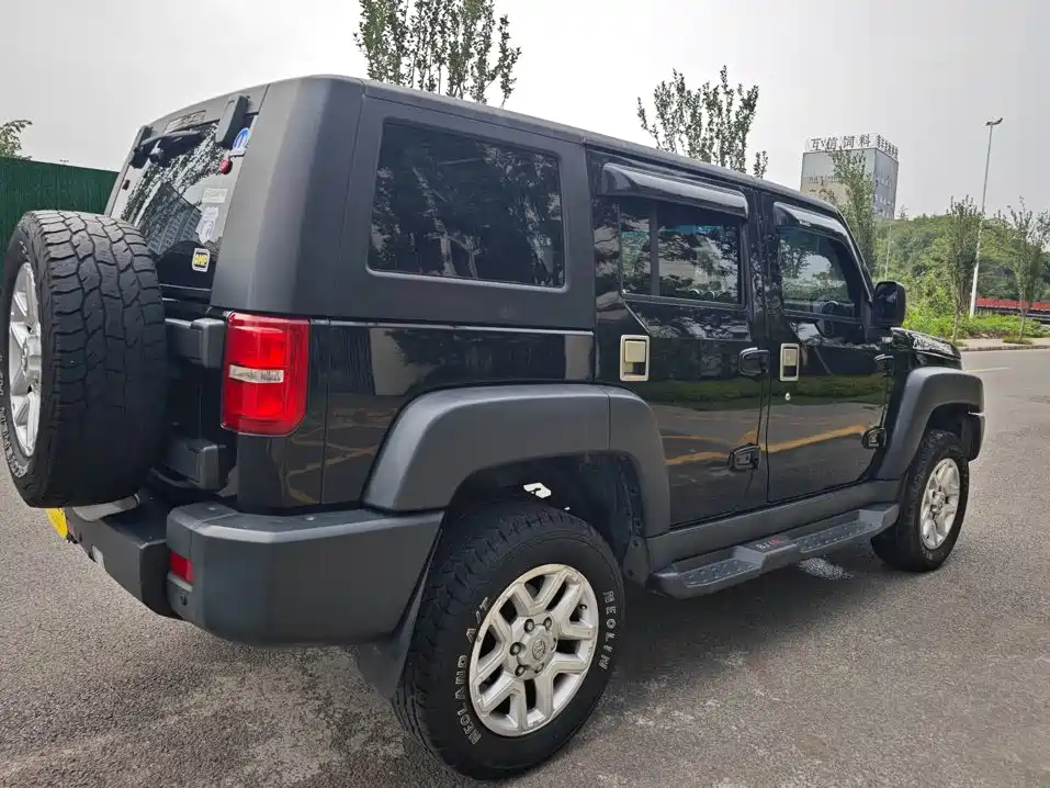 Beijing Off-Road BJ40 40L 2.0T Manual 4WD Premium Edition, фото 4
