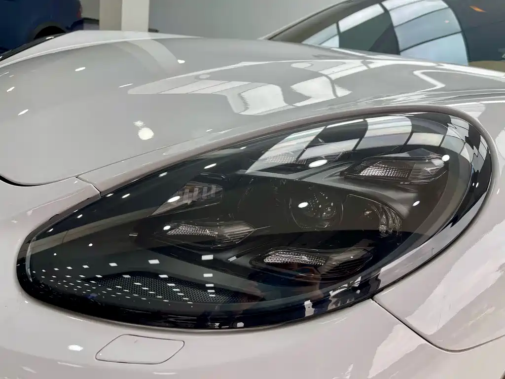 Porsche Panamera — миниатюра 22