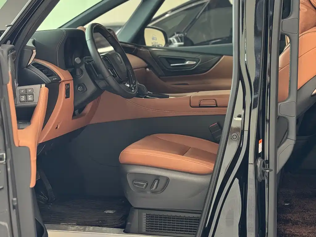 Toyota Vellfire — миниатюра 4