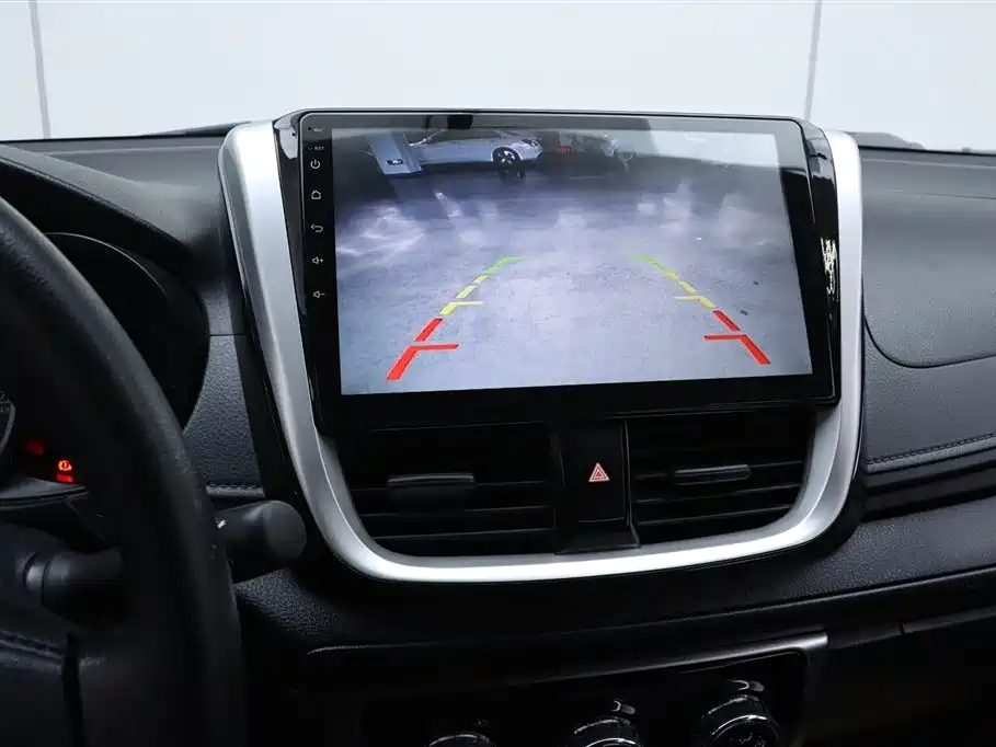 TOYOTA YARIS L ZHIXUAN