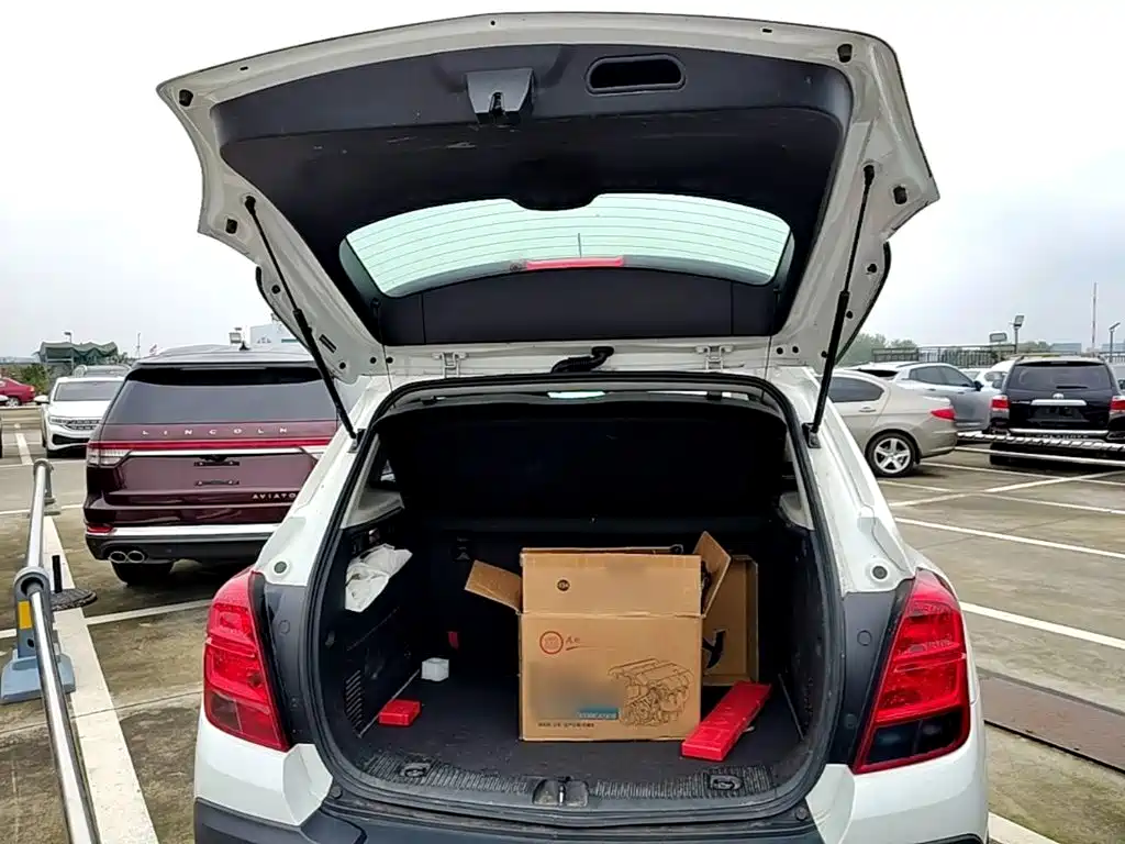 Chevrolet Trax — миниатюра 19