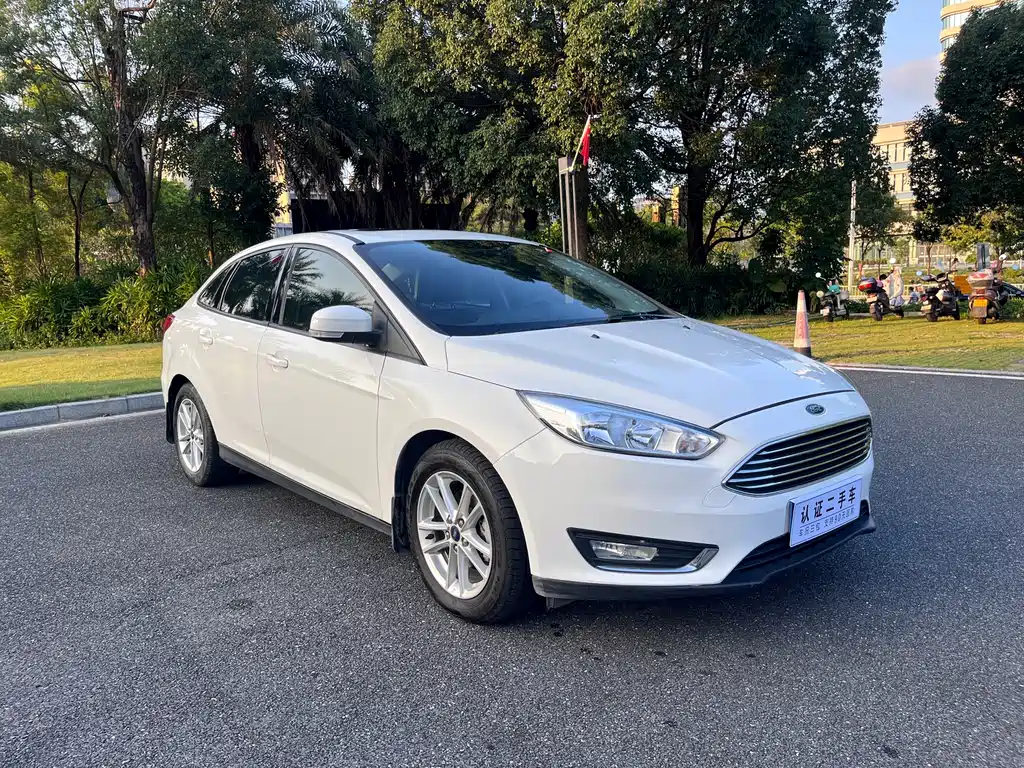 Ford Focus — миниатюра 3