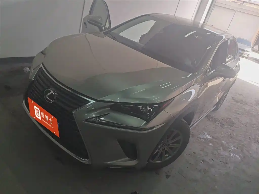 Lexus NX 2020