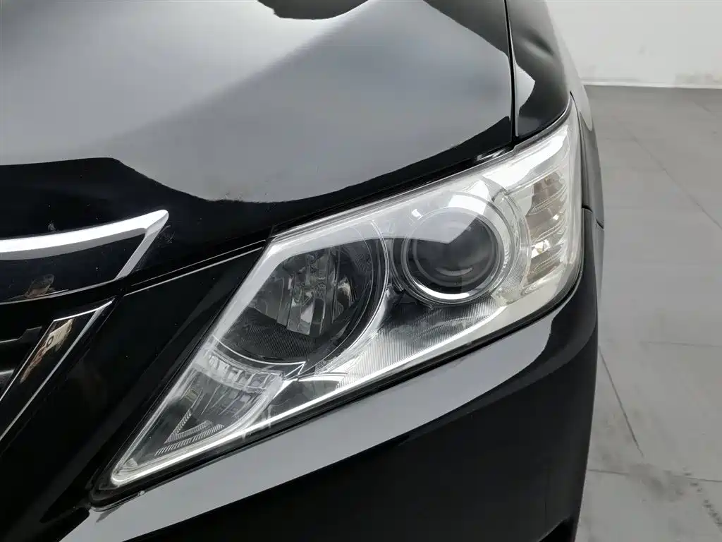 Toyota Camry 2012 2.0S