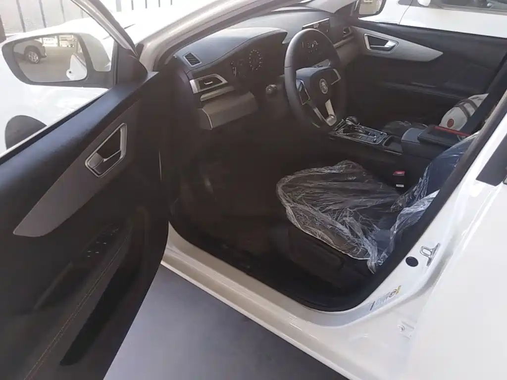 BYD Qin NEV — миниатюра 16