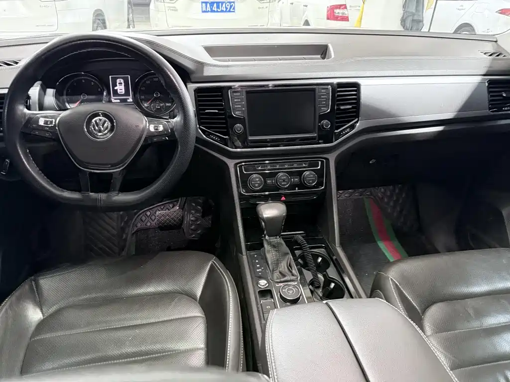 VOLKSWAGEN TOURANG
