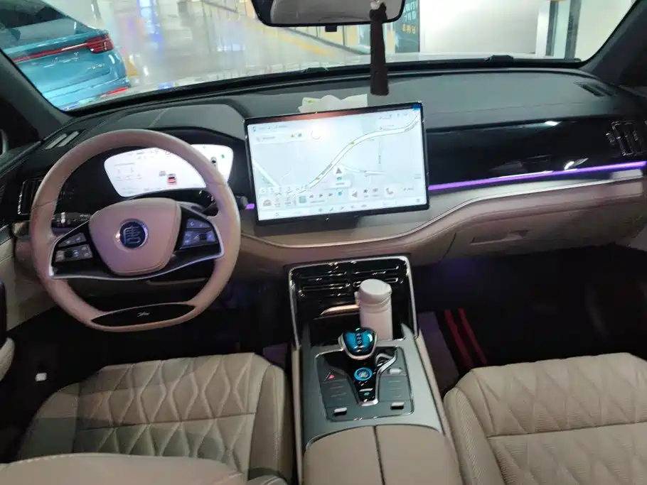 BYD Tang New Energy — миниатюра 12