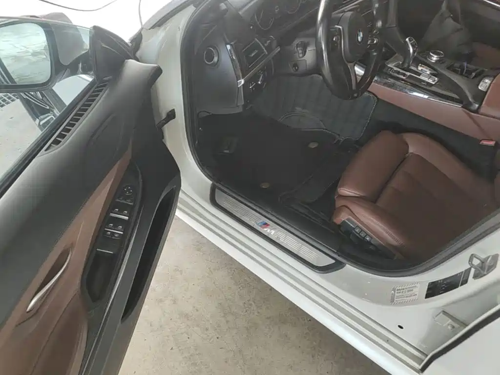 BMW 6 Series — миниатюра 16