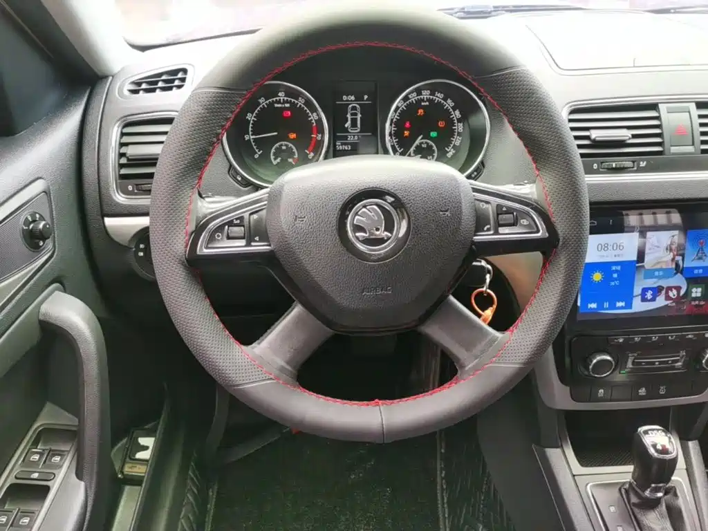 Skoda Yeti — миниатюра 11