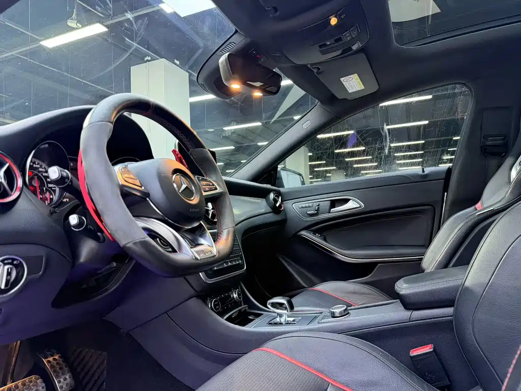 Mercedes-Benz CLA AMG — миниатюра 4