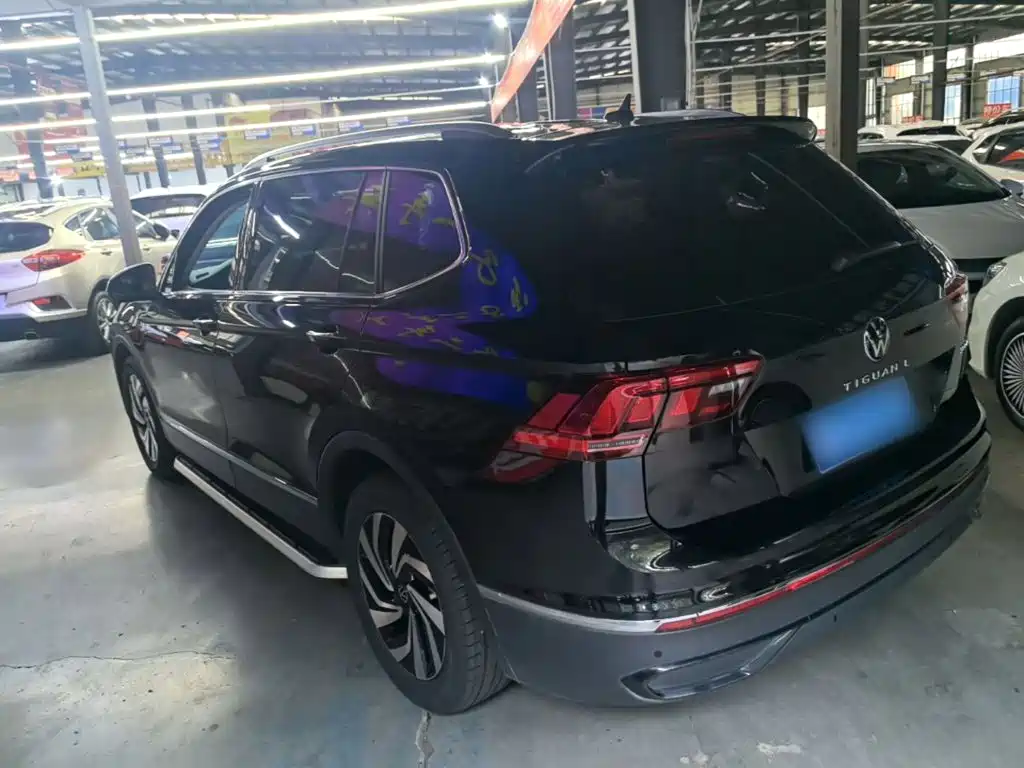 Volkswagen Tiguan L — миниатюра 23