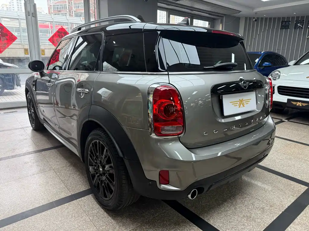 MINI Mini Countryman - фото 7