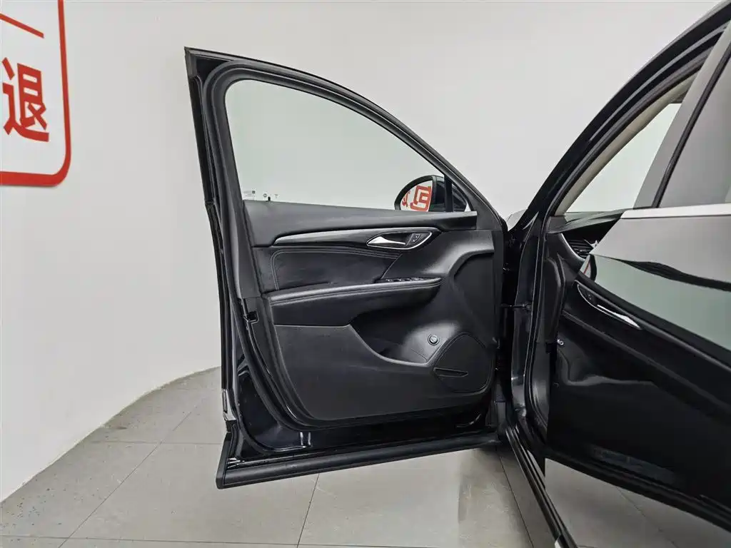 Buick Envision Plus Plus 2022 Plus 652T мест Luxury