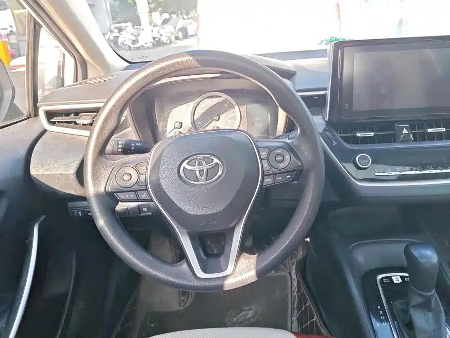 Toyota Corolla 2021 — фото 15