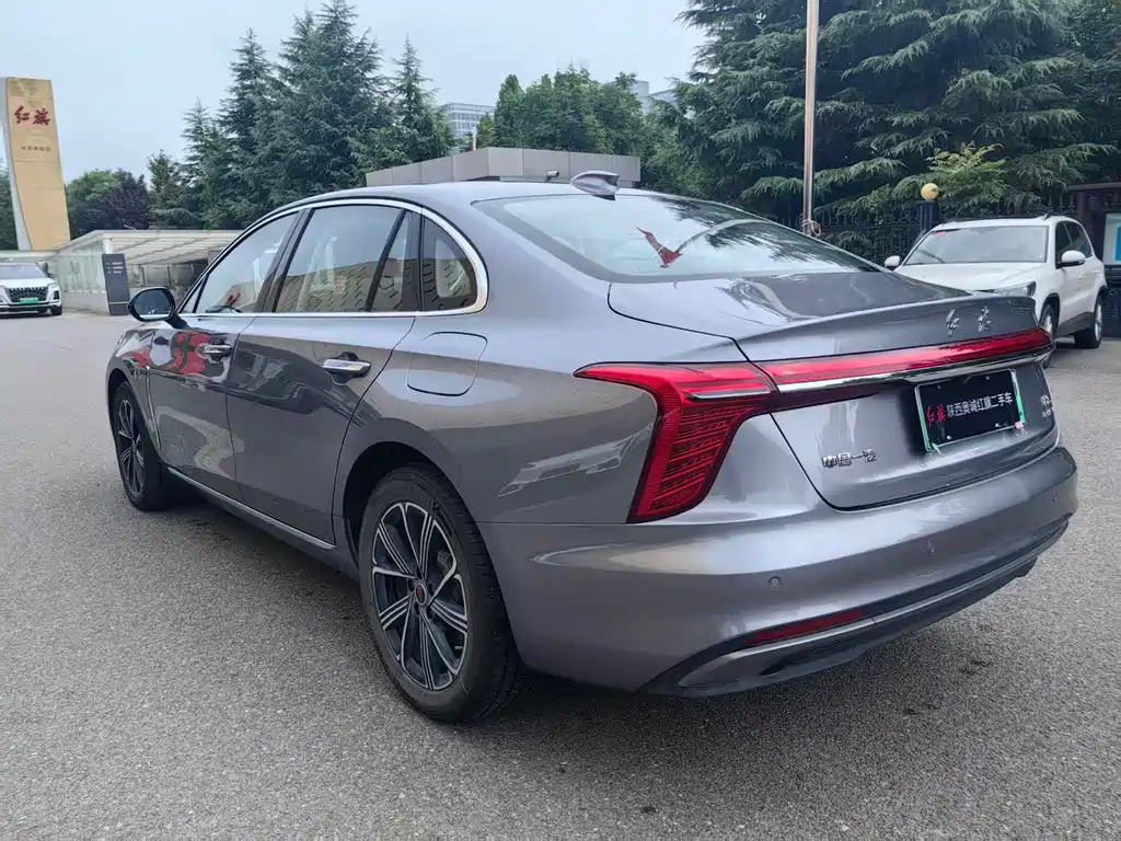 Hongqi Hongqi H5 PHEV — миниатюра 7
