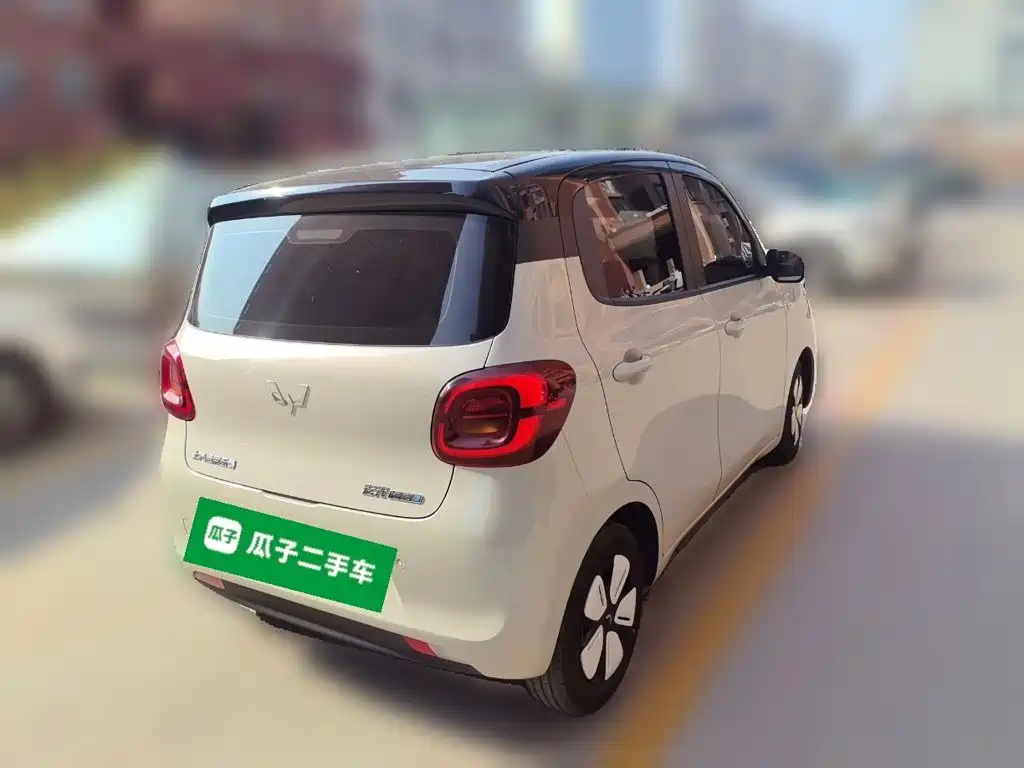 Wuling MINIEV — миниатюра 4