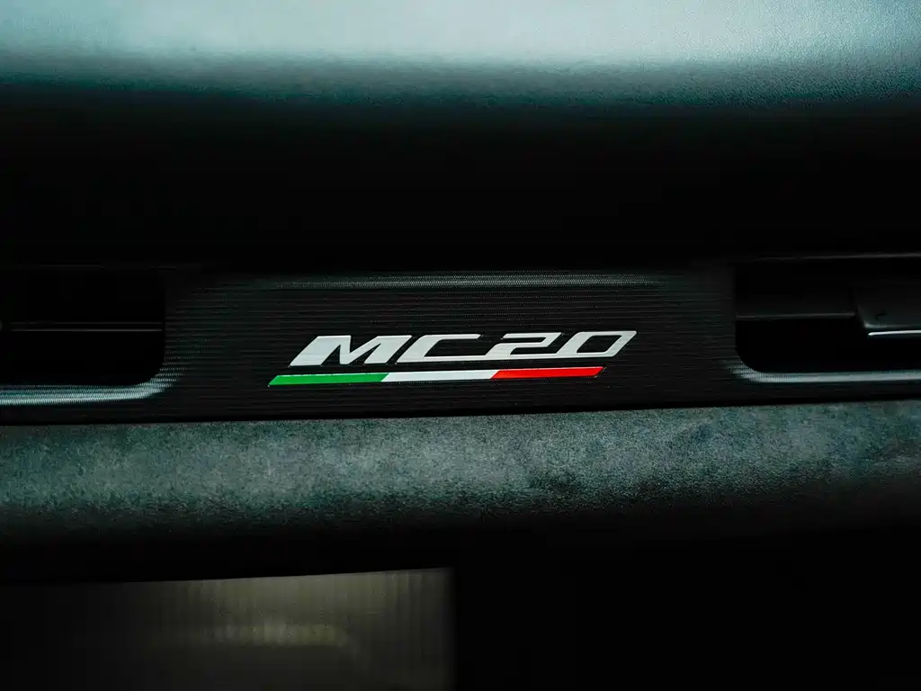 Maserati MC20 — миниатюра 7