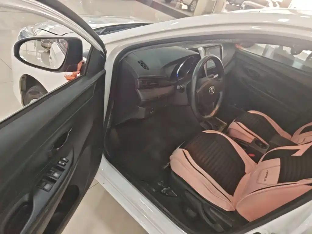 Toyota Vios FS — миниатюра 16