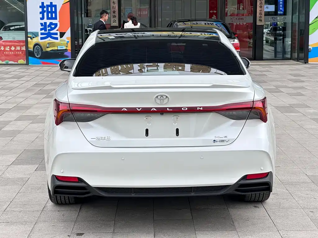 TOYOTA ASIAN DRAGON