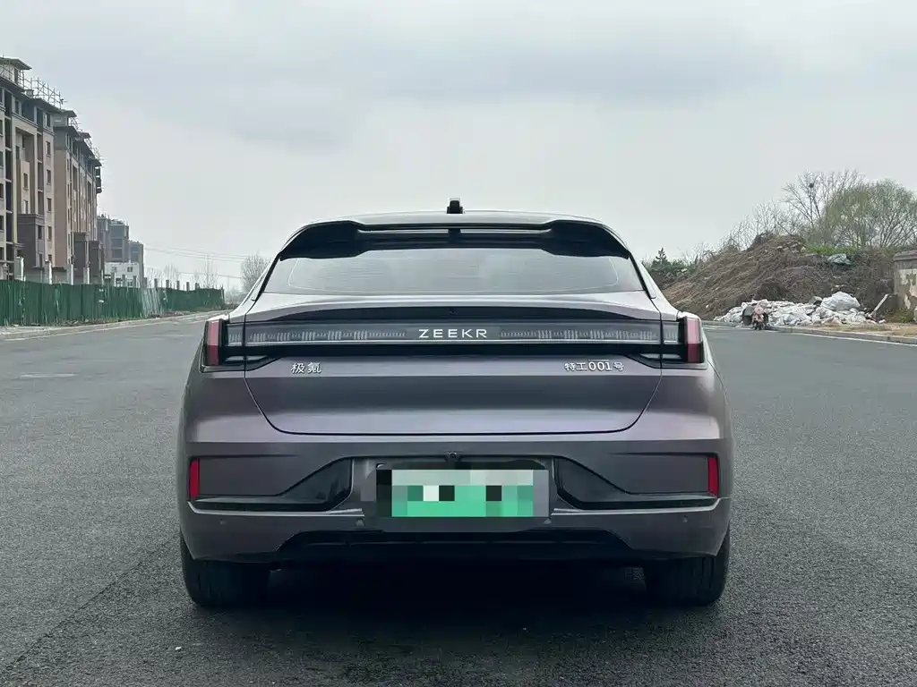 ZEEKR EXTREME KRYPTON 001